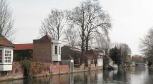 Homes on the River Thames